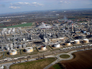OMV refinery in Schwechat, Austria.jpg
