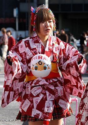 Traditional and modern meet on the streets of Harajuku, Tokyo. Photo © by Sonny Santos, used by permission.